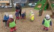 Nadine-Kinder-Schauke-2+.jpg